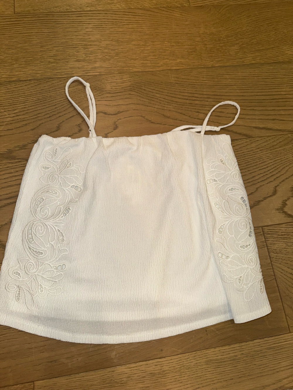 white tank